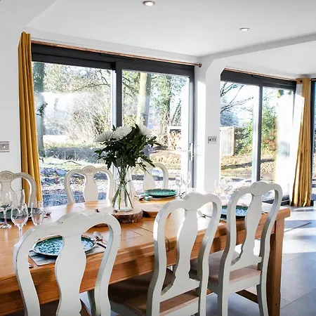 Bird House - Sleep With The Owls! Апартаменты