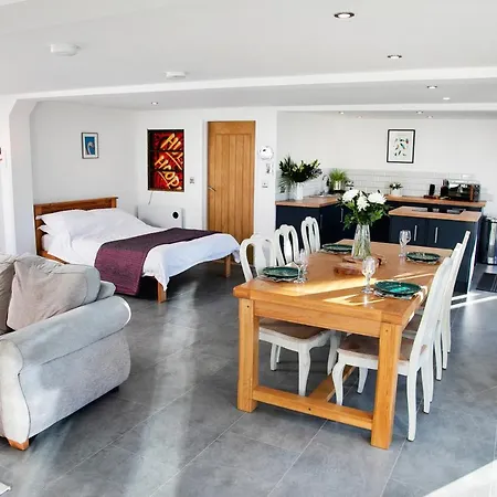 Bird House - Sleep With The Owls! Daire *